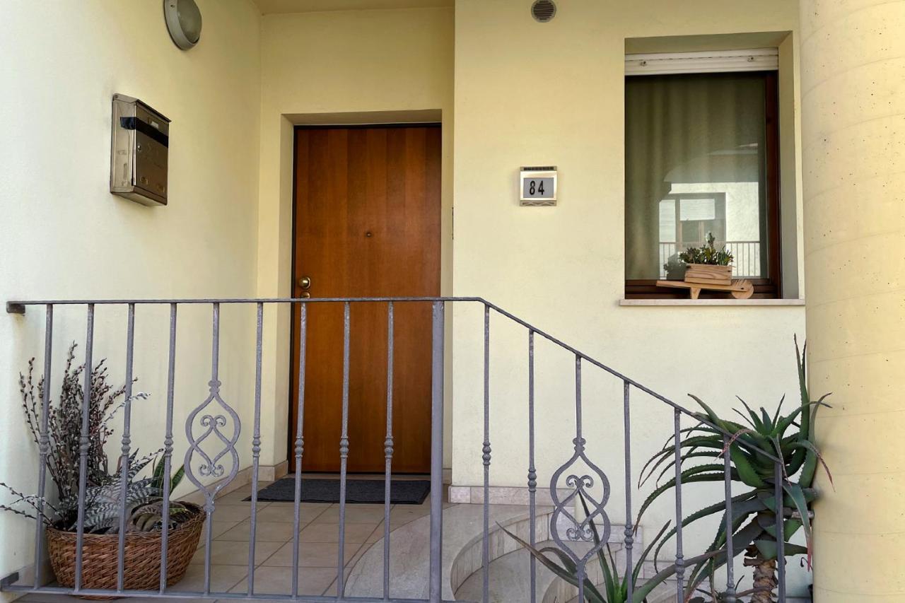 Aristanis Home Vacation Apartment Oristano Exterior photo