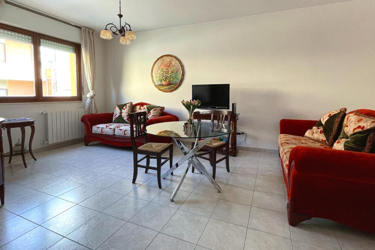 Aristanis Home Vacation Apartment Oristano Exterior photo