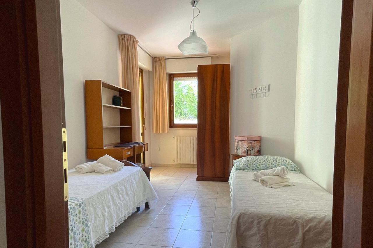 Aristanis Home Vacation Apartment Oristano Exterior photo